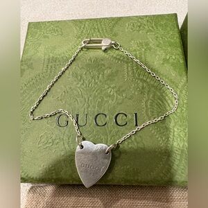 Gucci Silver Chain Bracelet with Heart Charm